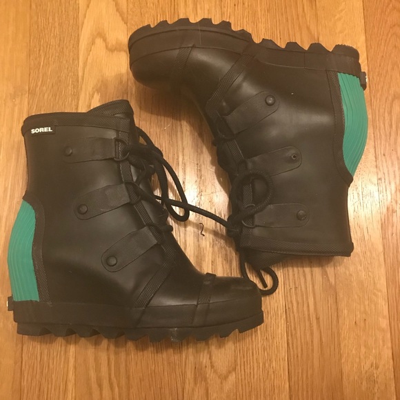 sorel joan of arc rain boot